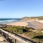 Windy's בית הארחה אלג'זור